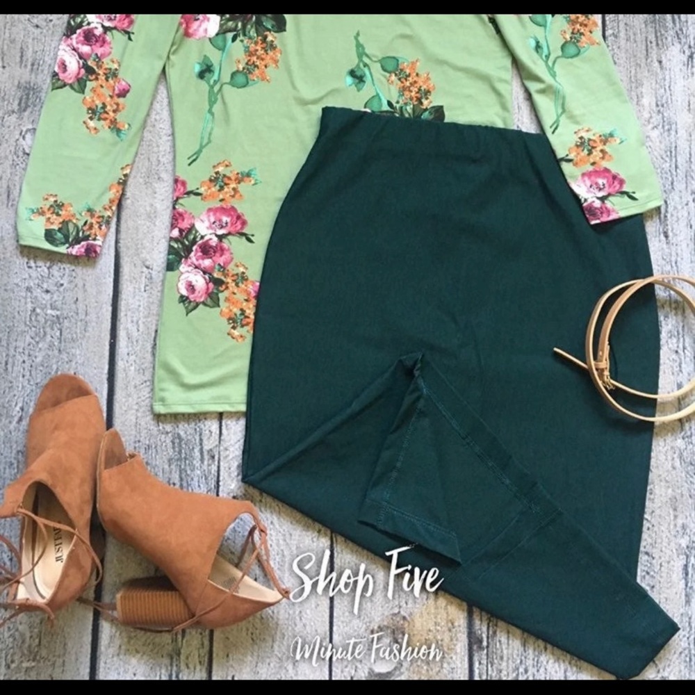 Elastic Waist Green Pencil Skirt with Slit